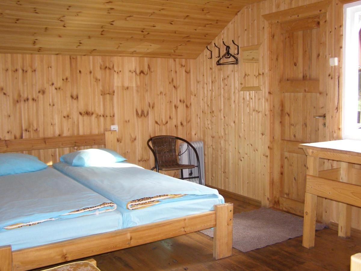 Комплексы для отдыха с коттеджами/бунгало Kipi-Koovi Holiday Centre Kipi